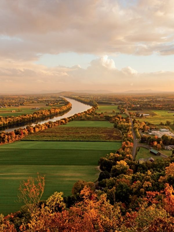 Connecticut Background